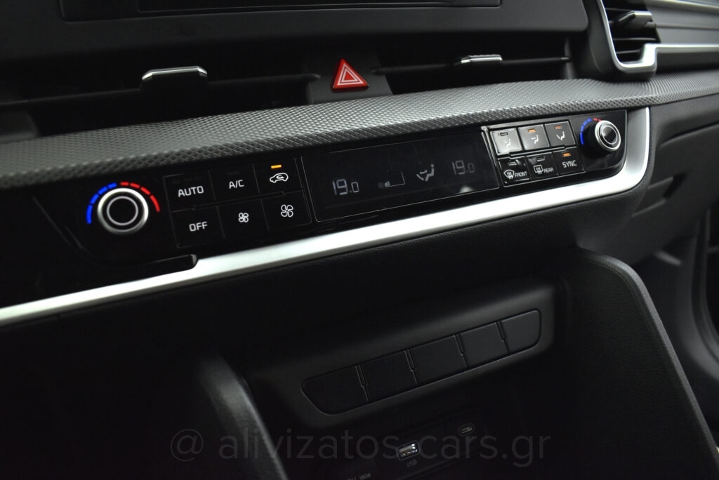 Kia Sportage - 1.6 T-GDi HYBRID 48v DYNAMIC LX 6MT