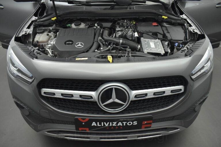 Mercedes-Benz GLA 250 - 1.3 e Plug-in 8G-DCT Progressive Camera