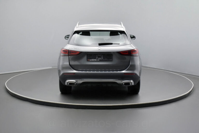 Mercedes-Benz GLA 250 - 1.3 e Plug-in 8G-DCT Progressive Camera