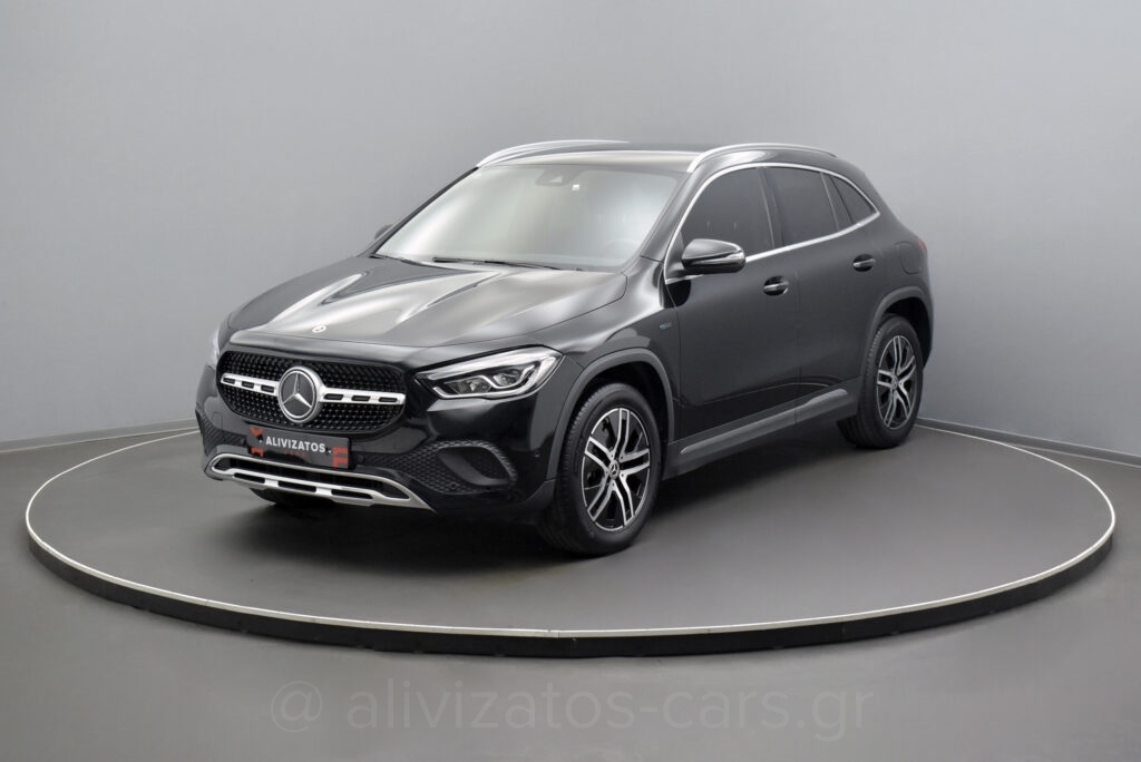Mercedes-Benz GLA 250 - 1.3 e Plug-in 8G-DCT Progressive Navi Camera