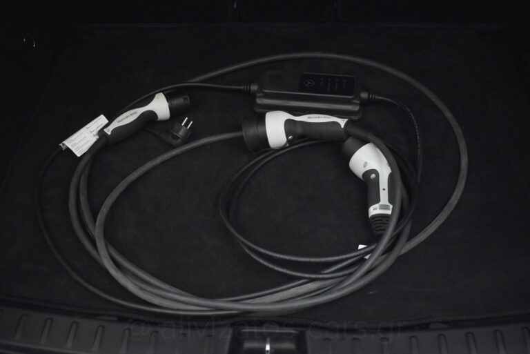 Mercedes-Benz GLA 250 - 1.3 e Plug-in 8G-DCT Progressive Navi Camera