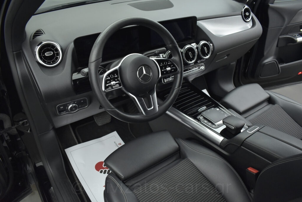 Mercedes-Benz GLA 250 - 1.3 e Plug-in 8G-DCT Progressive Navi Camera