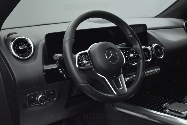 Mercedes-Benz GLA 250 - 1.3 e Plug-in 8G-DCT Progressive Navi Camera