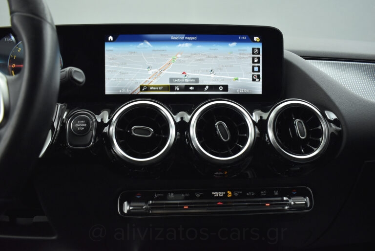 Mercedes-Benz GLA 250 - 1.3 e Plug-in 8G-DCT Progressive Navi Camera