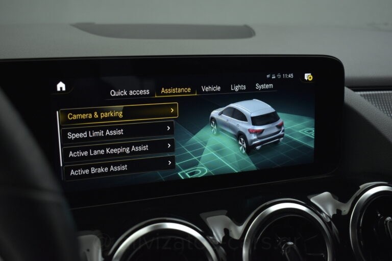 Mercedes-Benz GLA 250 - 1.3 e Plug-in 8G-DCT Progressive Navi Camera