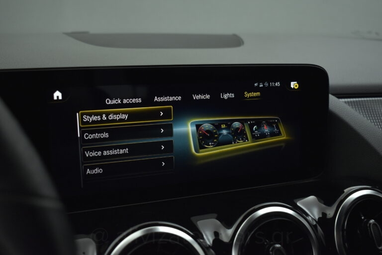 Mercedes-Benz GLA 250 - 1.3 e Plug-in 8G-DCT Progressive Navi Camera
