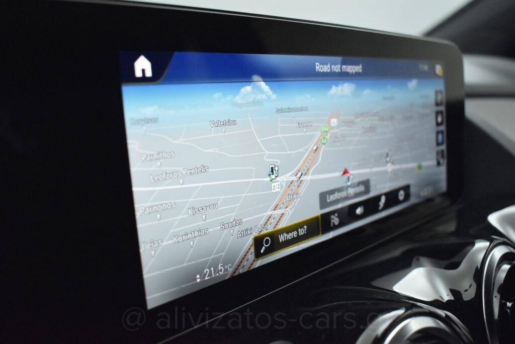 Mercedes-Benz GLA 250 - 1.3 e Plug-in 8G-DCT Progressive Navi Camera