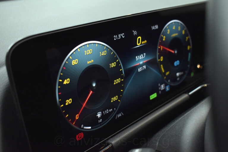 Mercedes-Benz GLA 250 - 1.3 e Plug-in 8G-DCT Progressive Navi Camera