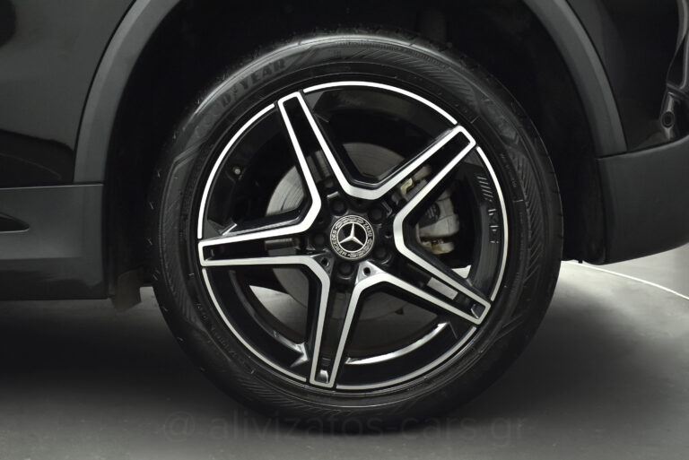 Mercedes-Benz GLA 250 - AMG 1.3 e Plug-in 8G-DCT Navi 10''