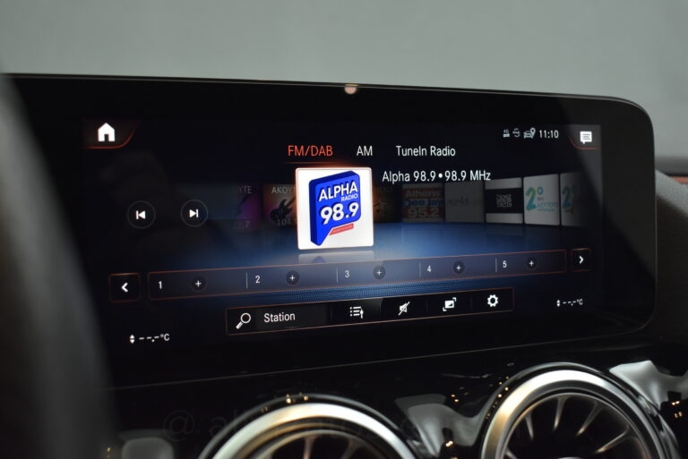 Mercedes-Benz GLA 250 - AMG 1.3 e Plug-in 8G-DCT Navi 10''