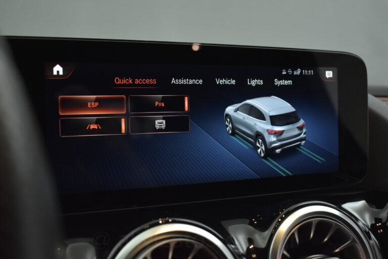 Mercedes-Benz GLA 250 - AMG 1.3 e Plug-in 8G-DCT Navi 10''