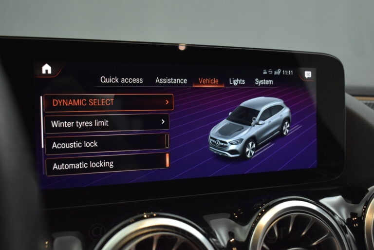 Mercedes-Benz GLA 250 - AMG 1.3 e Plug-in 8G-DCT Navi 10''