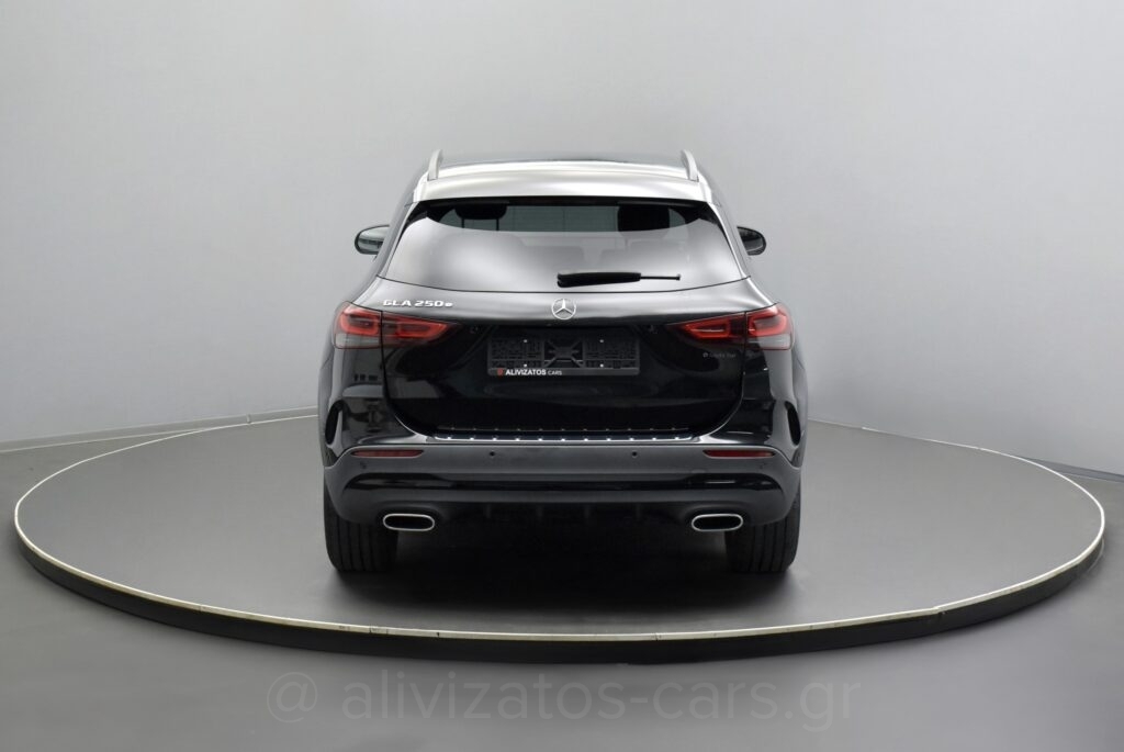 Mercedes-Benz GLA 250 - AMG 1.3 e Plug-in 8G-DCT Navi 10''
