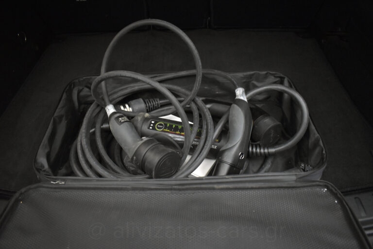 Mercedes-Benz GLA 250 - AMG 1.3 e Plug-in 8G-DCT Navi 10''