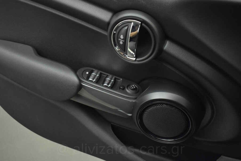Mini ONE - 1.5 Steptronic Full Led Facelift