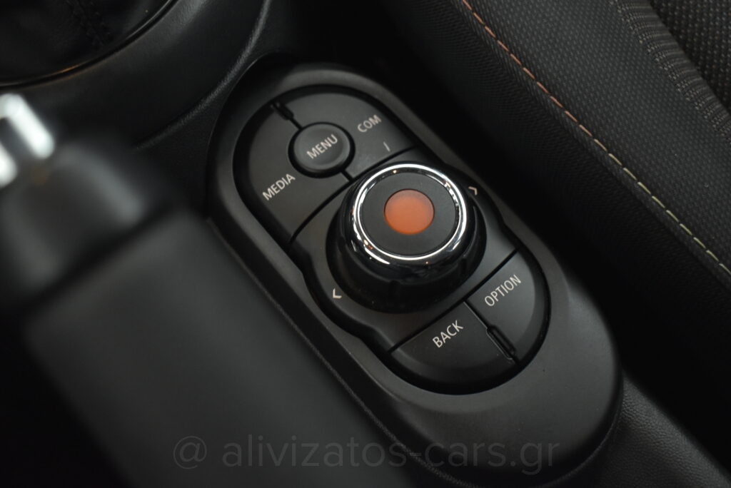 Mini ONE - 1.5 Steptronic Full Led Facelift