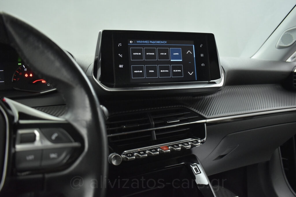 Peugeot 2008 - 1.5 BlueHDi 110hp Active Plus R17