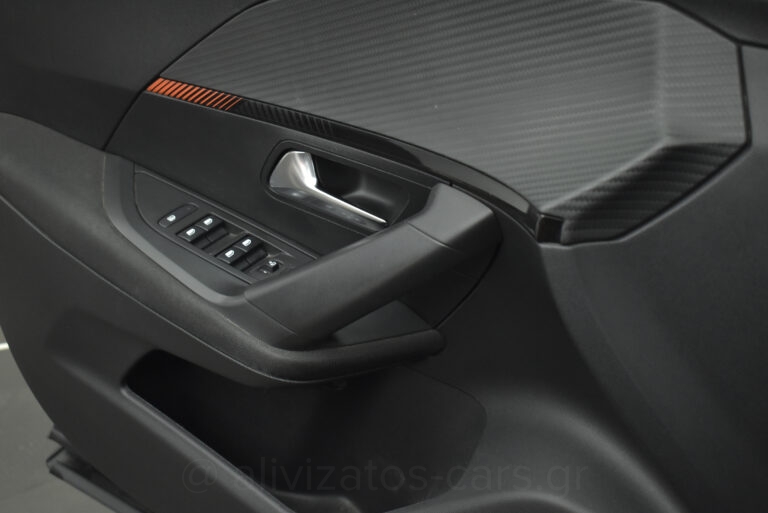 Peugeot 2008 - 1.5 BlueHDi 110hp Active Plus R17