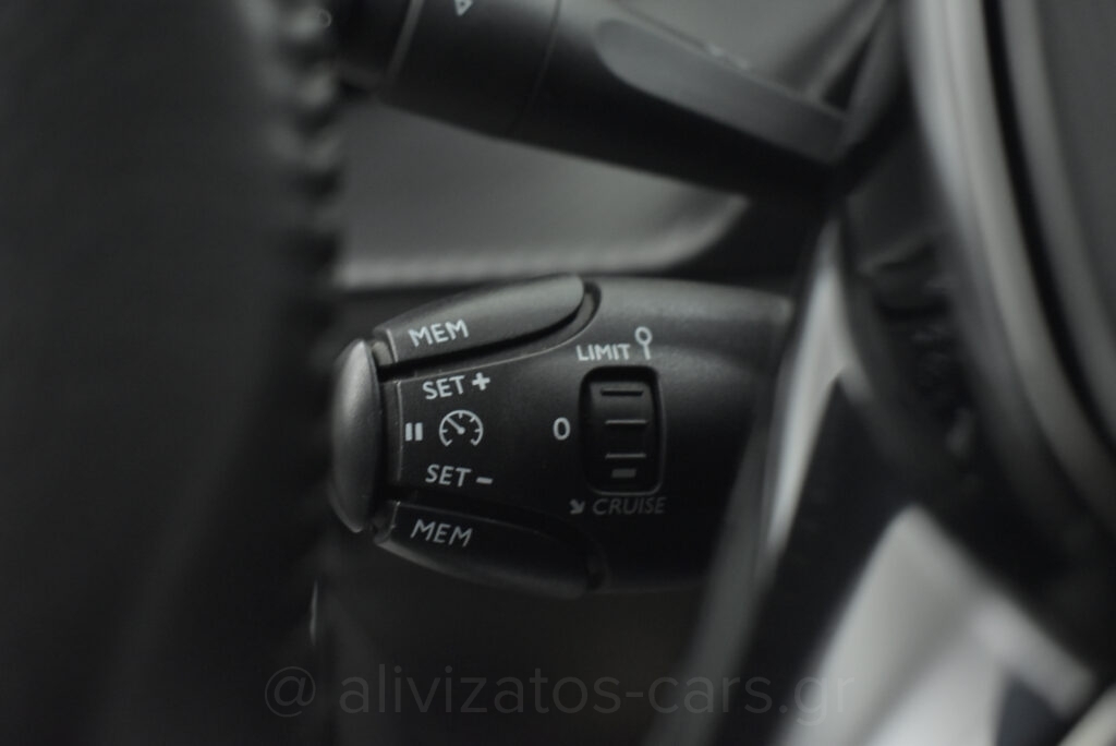 Peugeot 208 - 1.5 BlueHDi 100hp Active Led