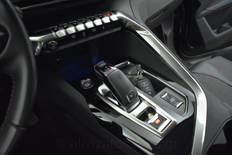 Peugeot 5008 - BlueHDi EAT8 Allure 7/θέσιο Facelift 130 hp
