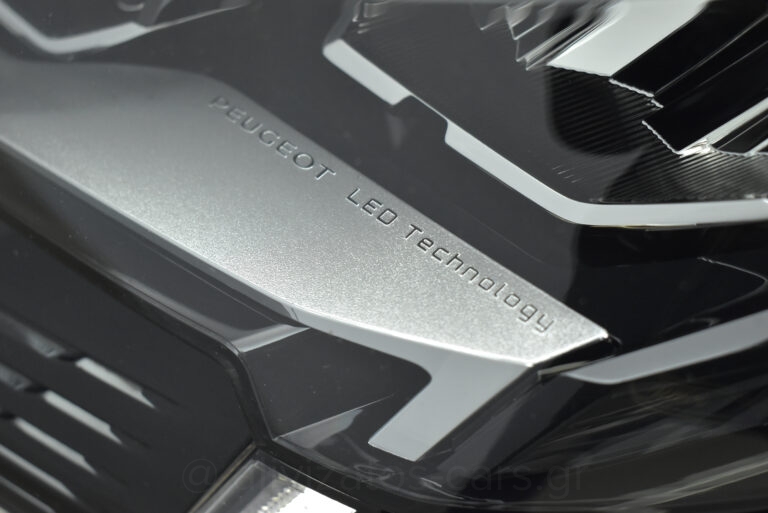 Peugeot 5008 - BlueHDi EAT8 Allure 7/θέσιο Facelift 130 hp