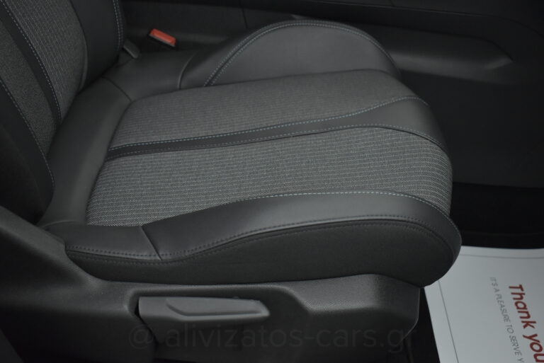 Peugeot 5008 - BlueHDi EAT8 Allure 7/θέσιο Facelift 130 hp