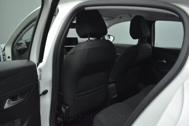 Peugeot e-208 - Active Plus 136hp