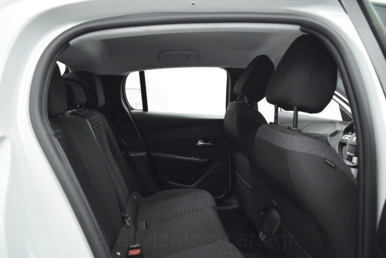 Peugeot e-208 - Active Plus 136hp