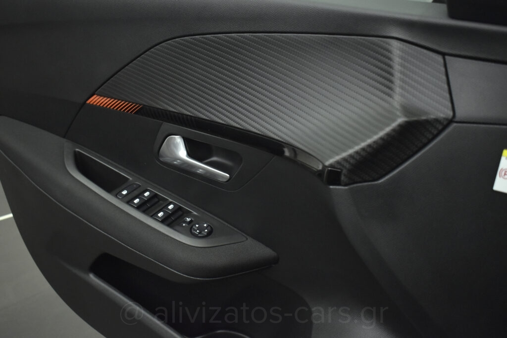 Peugeot e-208 - Active Plus 136hp