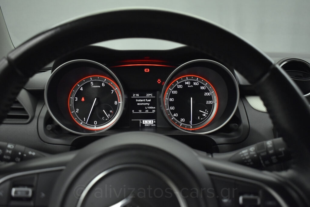 Suzuki Swift - Hybrid Xenon Adaptive Cruise Facelift
