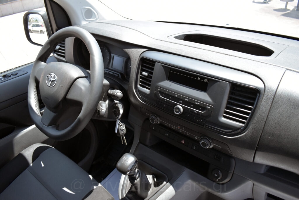 Toyota Proace - 2.0 D-4D 3 ΘΕΣΙΟ L2 ΜΑΧΙ 2 ΠΛΑΙΝΕΣ