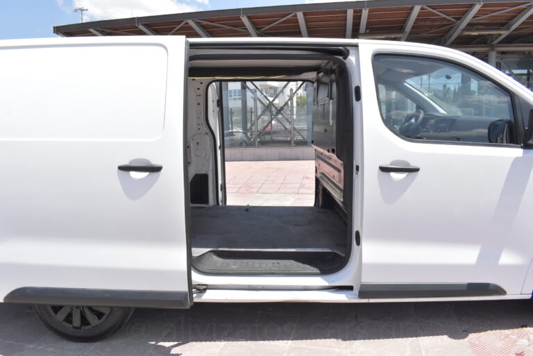 Toyota Proace - 2.0 D-4D 3 ΘΕΣΙΟ L2 ΜΑΧΙ 2 ΠΛΑΙΝΕΣ