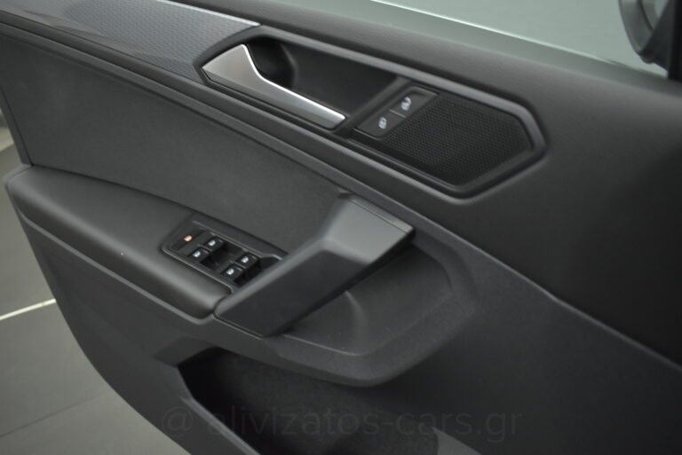 Volkswagen Tiguan - 1.5 TSi EVO LIFE 150 hp