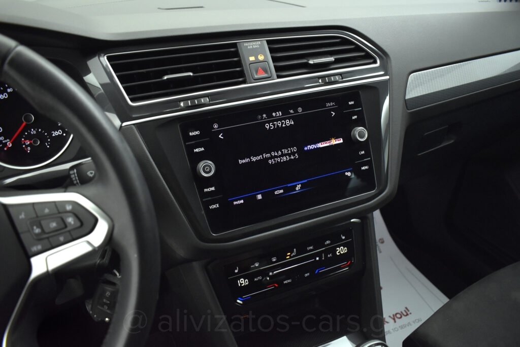 Volkswagen Tiguan - 1.5 TSi EVO LIFE 150 hp