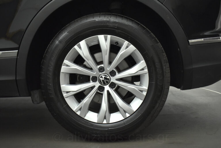 Volkswagen Tiguan - 1.5 TSi EVO LIFE 150 hp