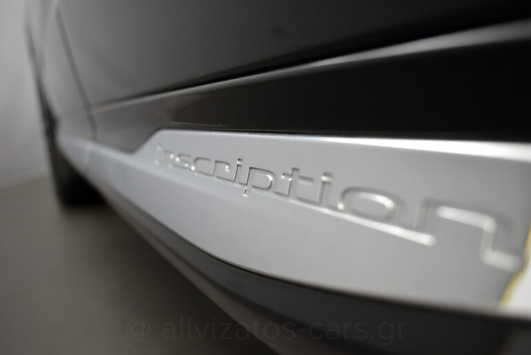 Volvo XC 60 - B5 MHEV INSCRIPTION AWD 235hp PANORAMA HARMAN