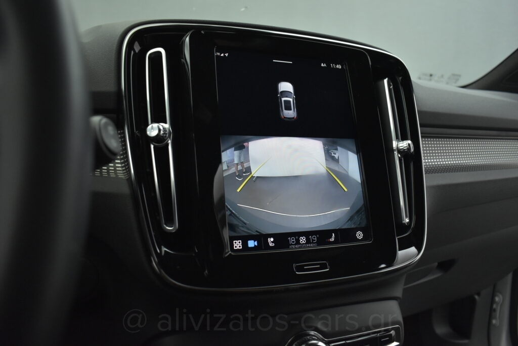 Volvo XC40 - Recharge Pure P8 AWD 408 hp