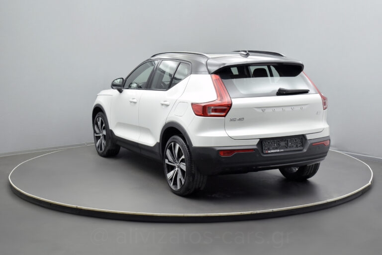 Volvo XC40 - Recharge Pure P8 AWD 408 hp