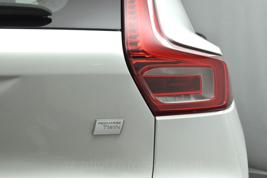 Volvo XC40 - Recharge Pure P8 AWD 408 hp