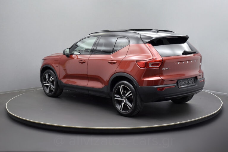 Volvo XC40 - T5 Recharge 262hp R-Desing Panorama Leather Alcantara