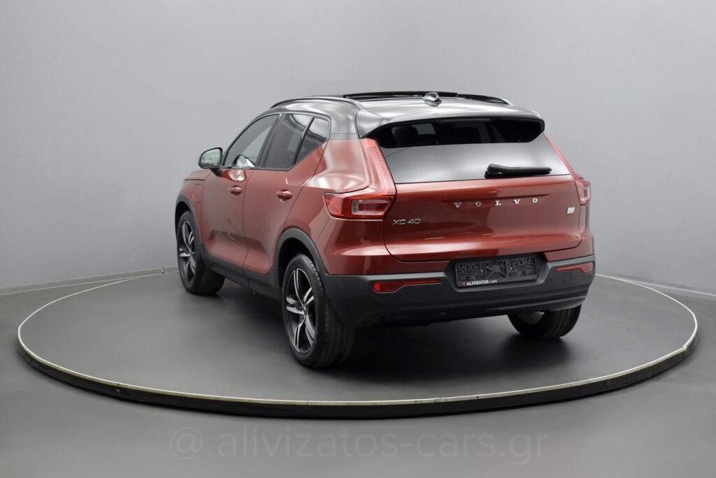 Volvo XC40 - T5 Recharge 262hp R-Desing Panorama Leather Alcantara