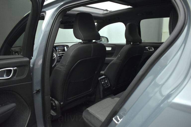 Volvo XC40 - T5 Recharge Inscription Panorama Plug in 262hp Camera