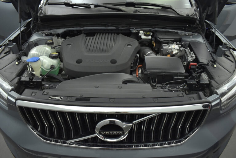 Volvo XC40 - T5 Recharge Inscription Panorama Plug in 262hp Camera