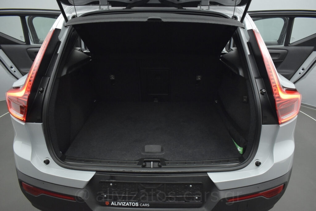 Volvo XC40 - T5 Recharge Inscription Plug in 262hp Camera Blis