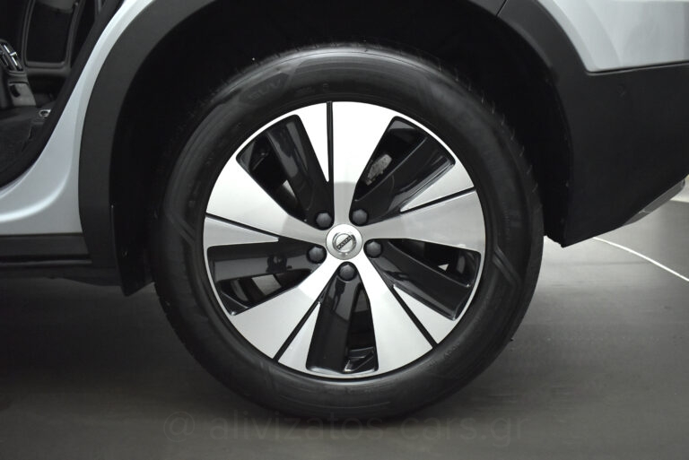 Volvo XC40 - T5 Recharge Inscription Plug in 262hp Camera Blis