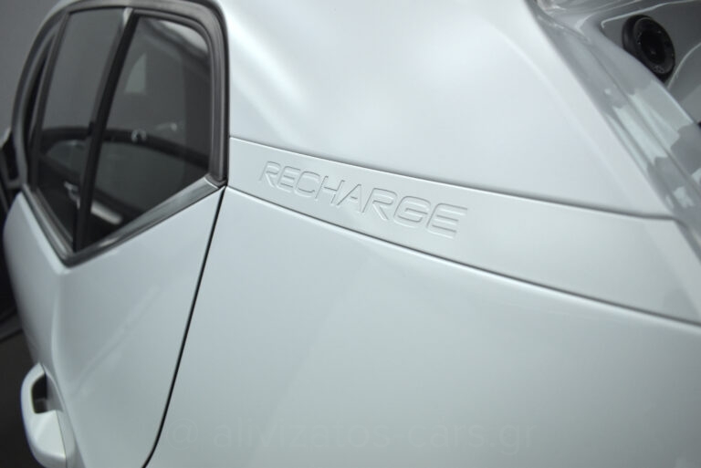 Volvo XC40 - T5 Recharge Inscription Plug in 262hp Camera Blis