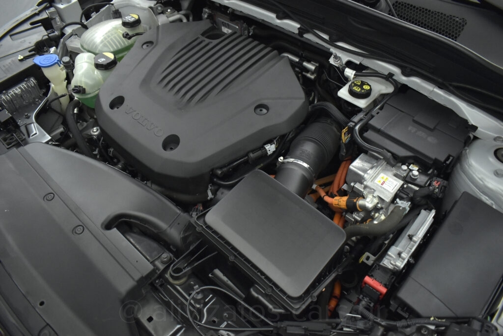 Volvo XC40 - T5 Recharge Inscription Plug in 262hp Camera Blis