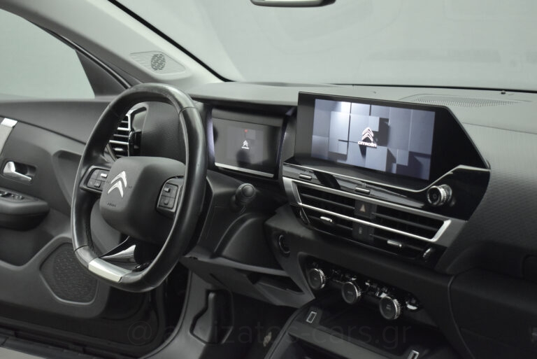 Citroen C4 - 1.5 BlueHDi EAT8 SHINE 130hp NAVI R18