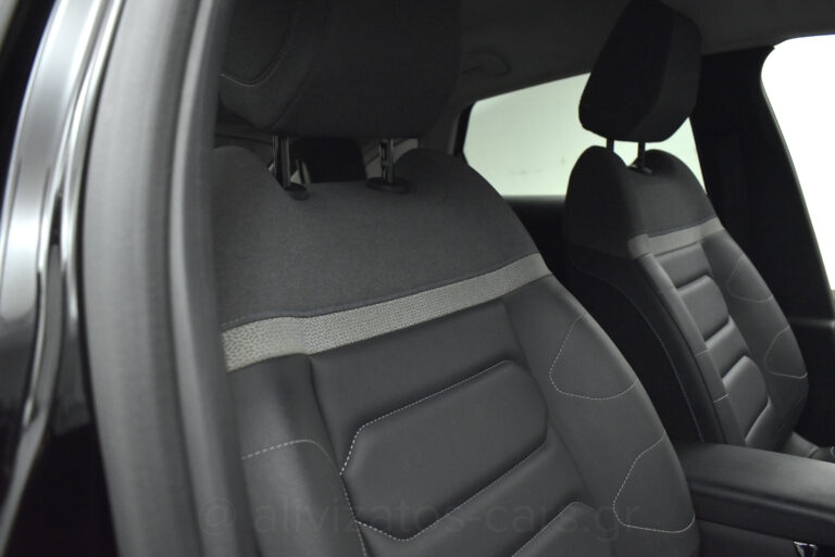 Citroen C4 - 1.5 BlueHDi EAT8 SHINE 130hp NAVI R18