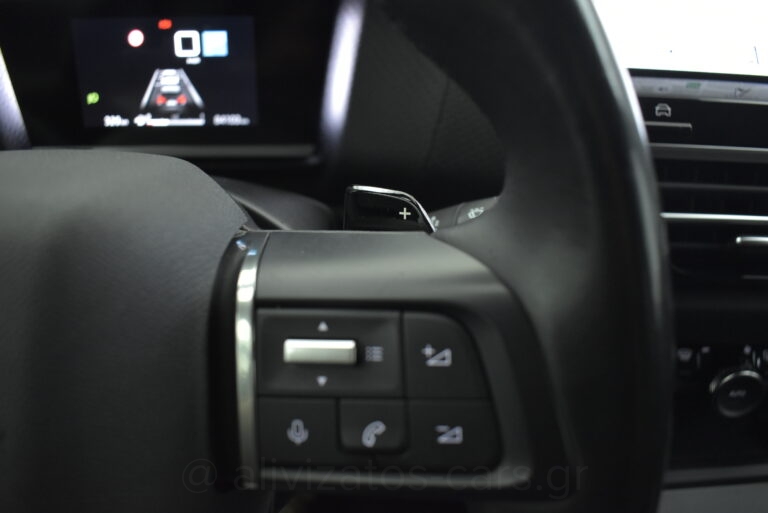 Citroen C4 - 1.5 BlueHDi EAT8 SHINE 130hp NAVI R18